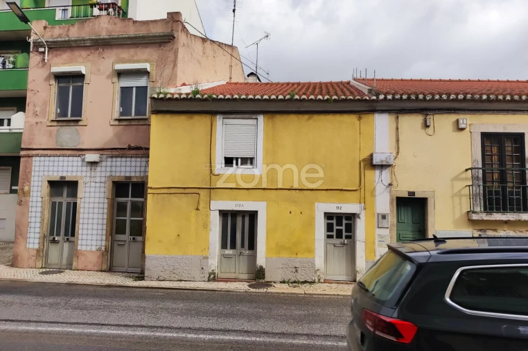 Moradia T1 para Venda em Loures Foto 2