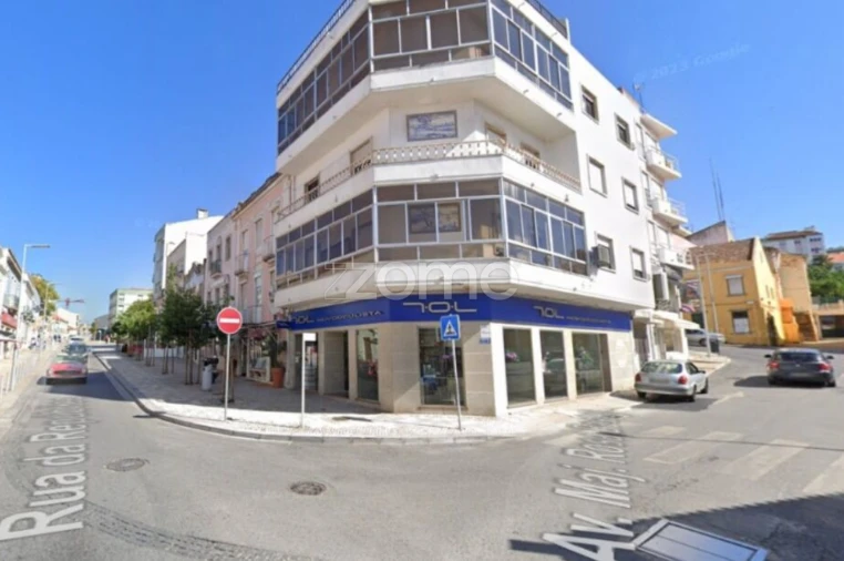 Moradia T1 para Venda em Loures Foto 16