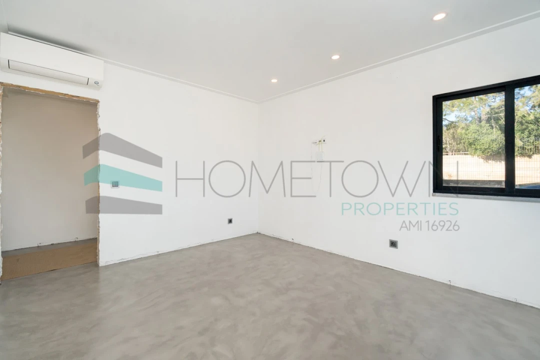 Moradia T5 para Venda em Quarteira Foto 23