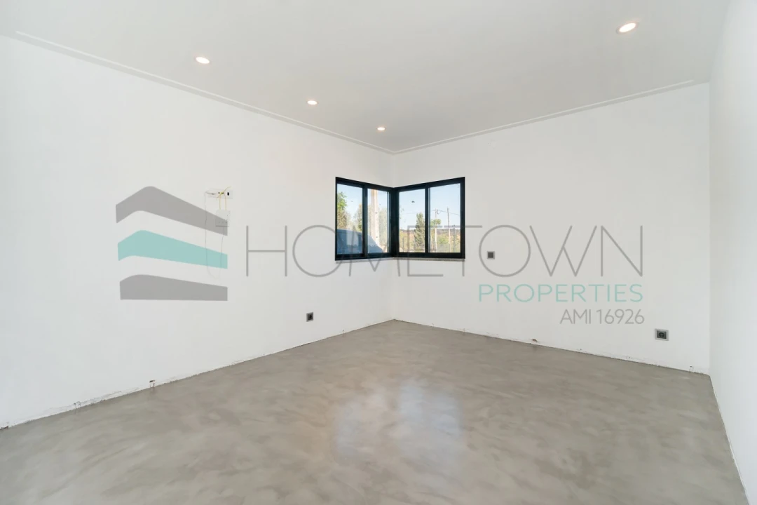 Moradia T5 para Venda em Quarteira Foto 26