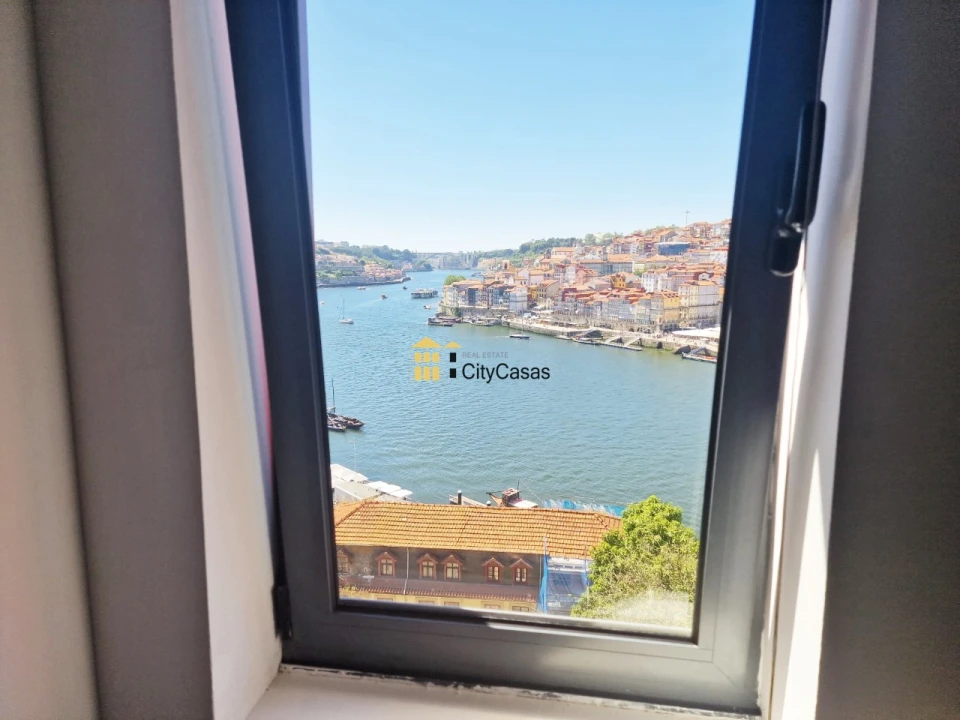 Moradia T2 para Venda em Santa Marinha e São Pedro da Afurada Foto 8