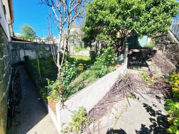 Moradia T6 para Venda em Campanhã