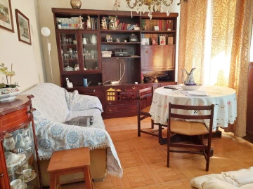 Moradia T6 para Venda em Campanhã