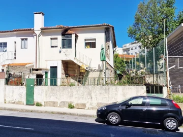 Moradia T6 para Venda em Campanhã