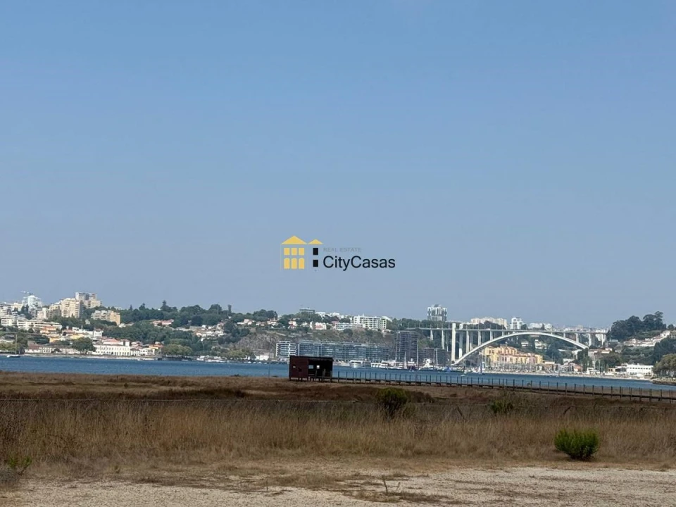 Moradia T4 para Venda em Canidelo Foto 10