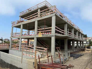 Moradia T4 para Venda em Canidelo