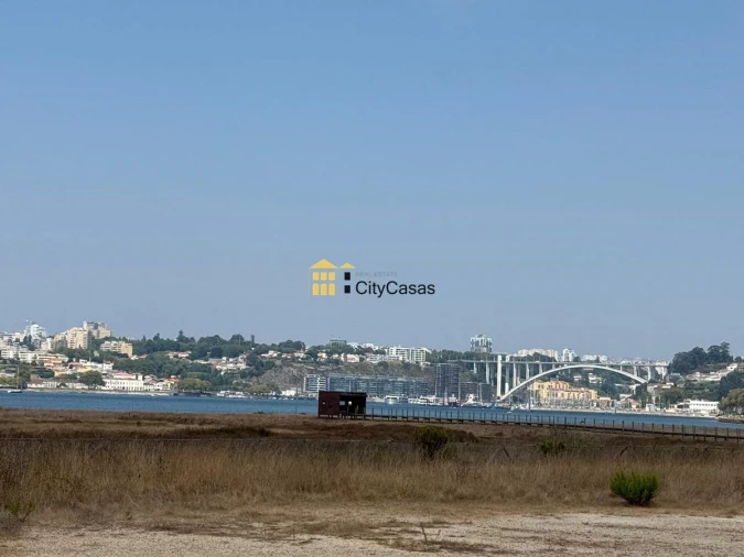 Moradia T4 para Venda em Canidelo Foto 10