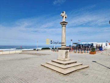 Apartamento T3 para Venda em Póvoa de Varzim, Beiriz e Argivai