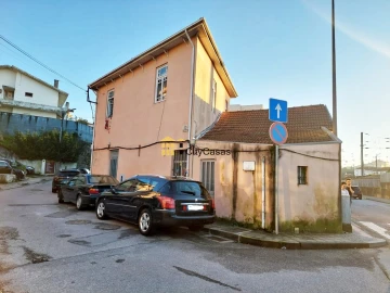 Moradia T8 para Venda em Ermesinde