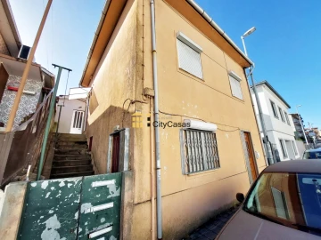 Moradia T4 para Venda em Ermesinde