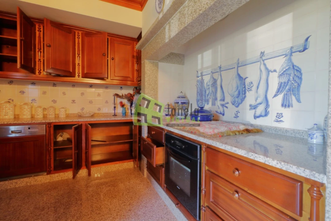 Moradia T5 para Venda em Barqueiros Foto 26