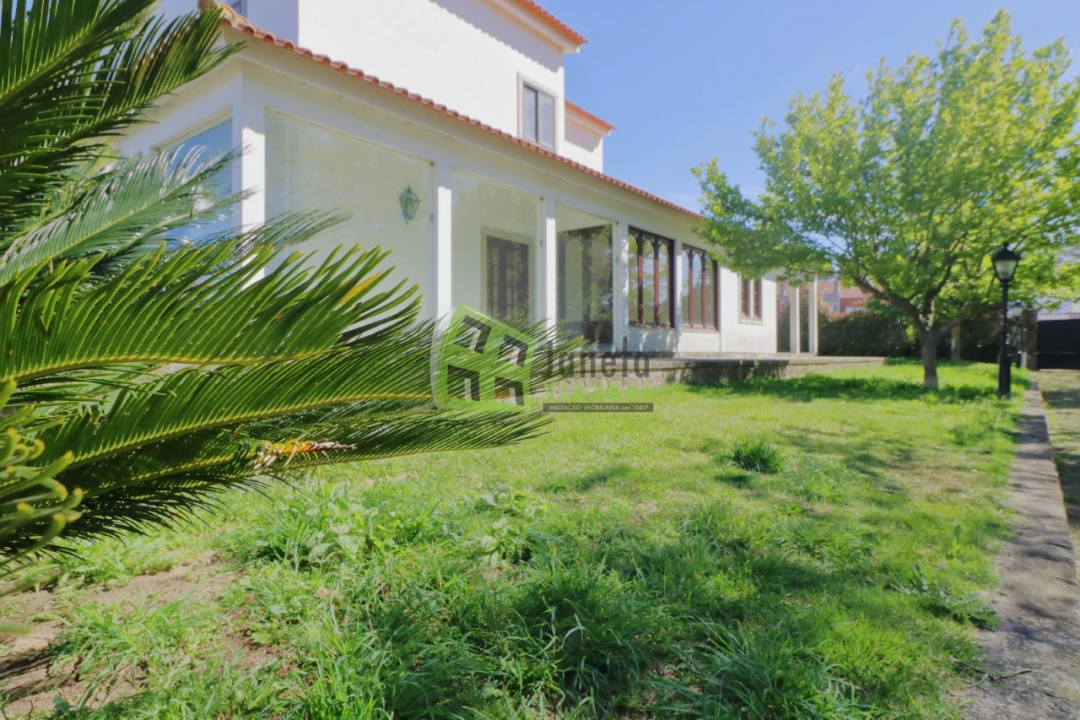 Moradia T5 para Venda em Barqueiros Foto 69