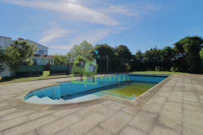 Moradia T5 para Venda em Barqueiros