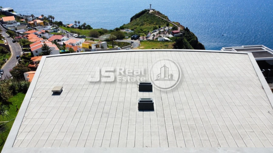 Moradia T3 para Venda em Caniço Foto 24