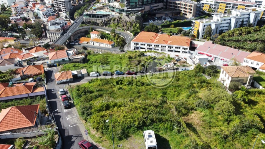 Terreno para Venda em Funchal (São Pedro) Foto 7
