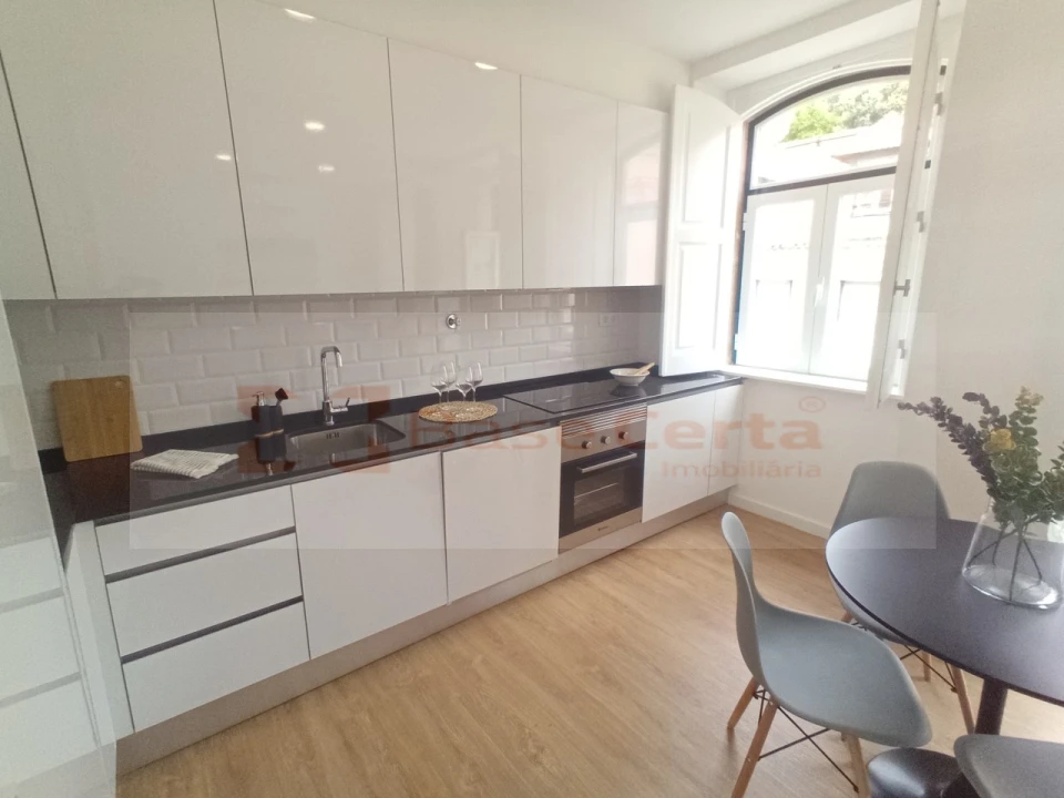 Apartamento T2 para Venda em São Vicente Foto 1