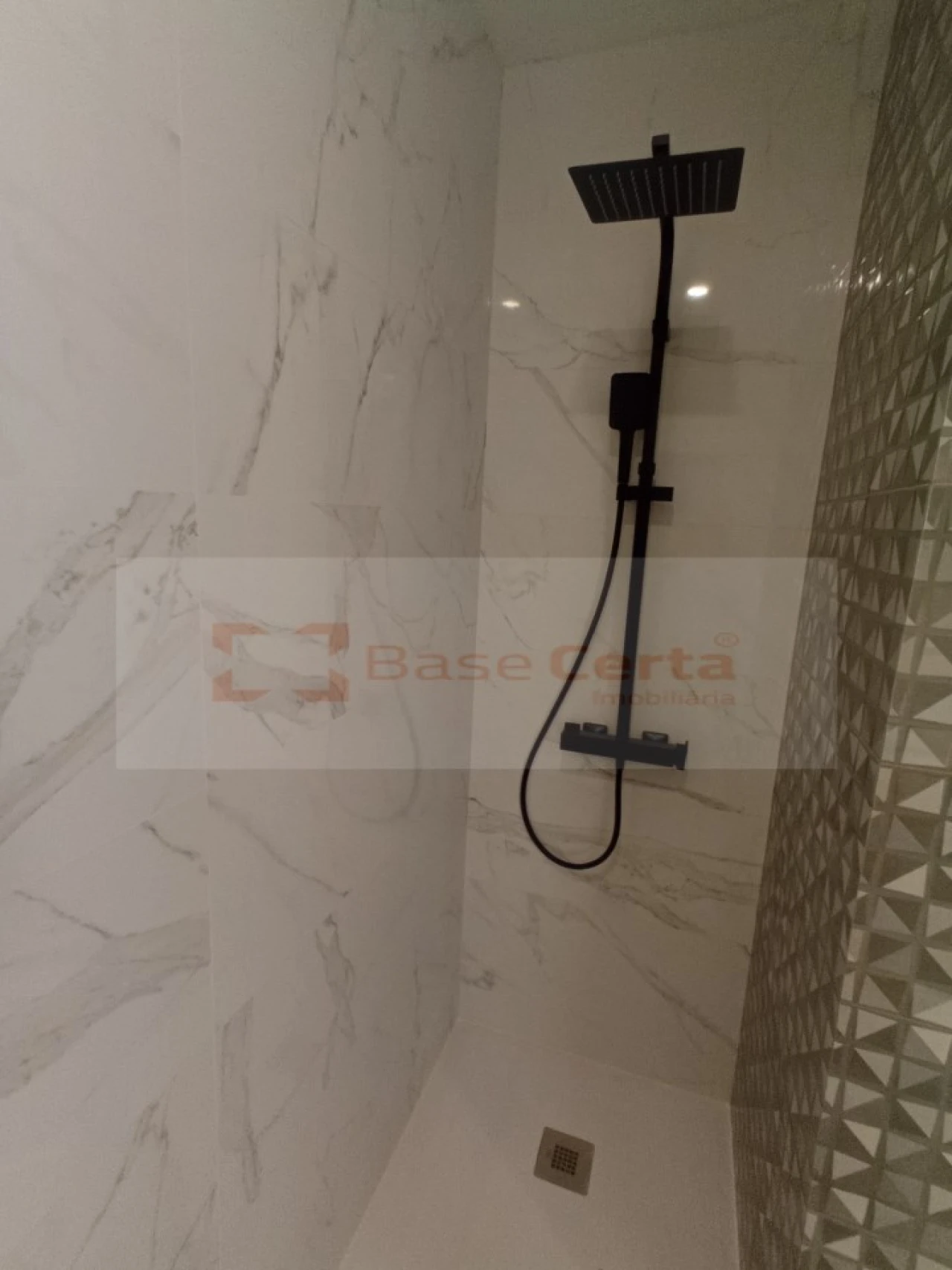 Apartamento T2 para Venda em São Vicente Foto 13