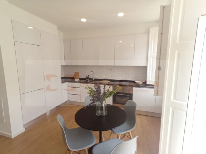 Apartamento T2 para Venda em São Vicente Foto 3