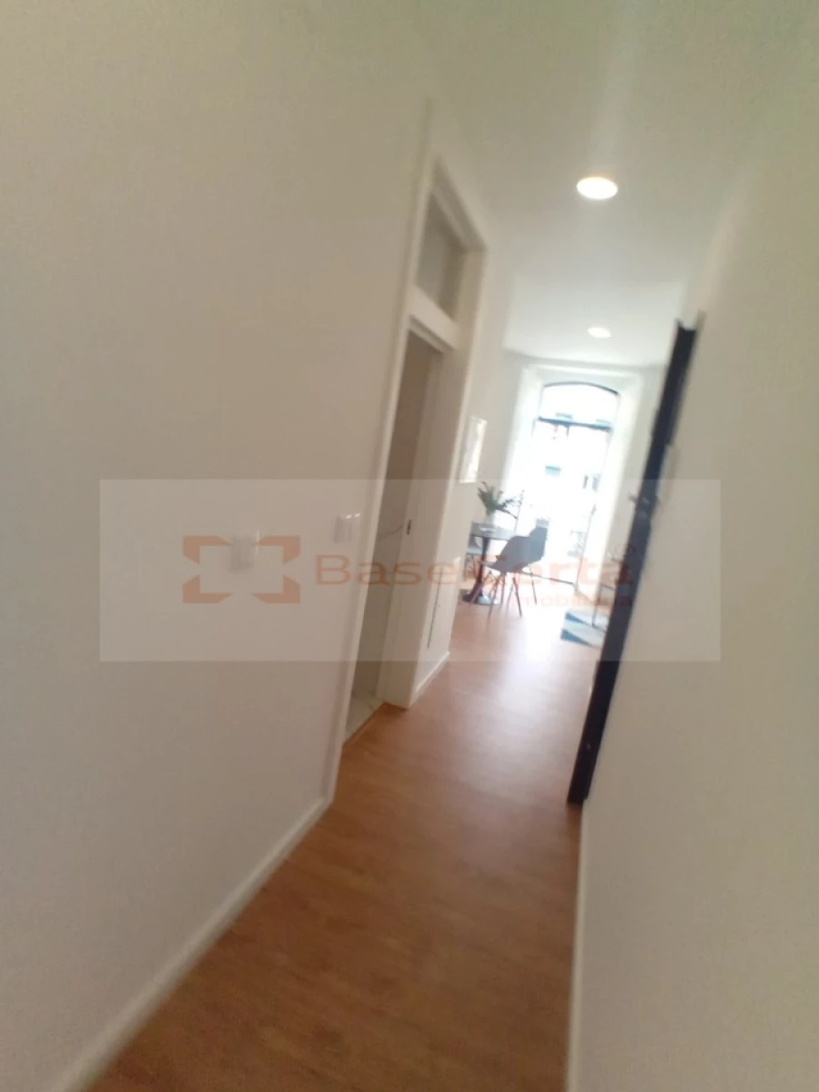 Apartamento T2 para Venda em São Vicente Foto 14