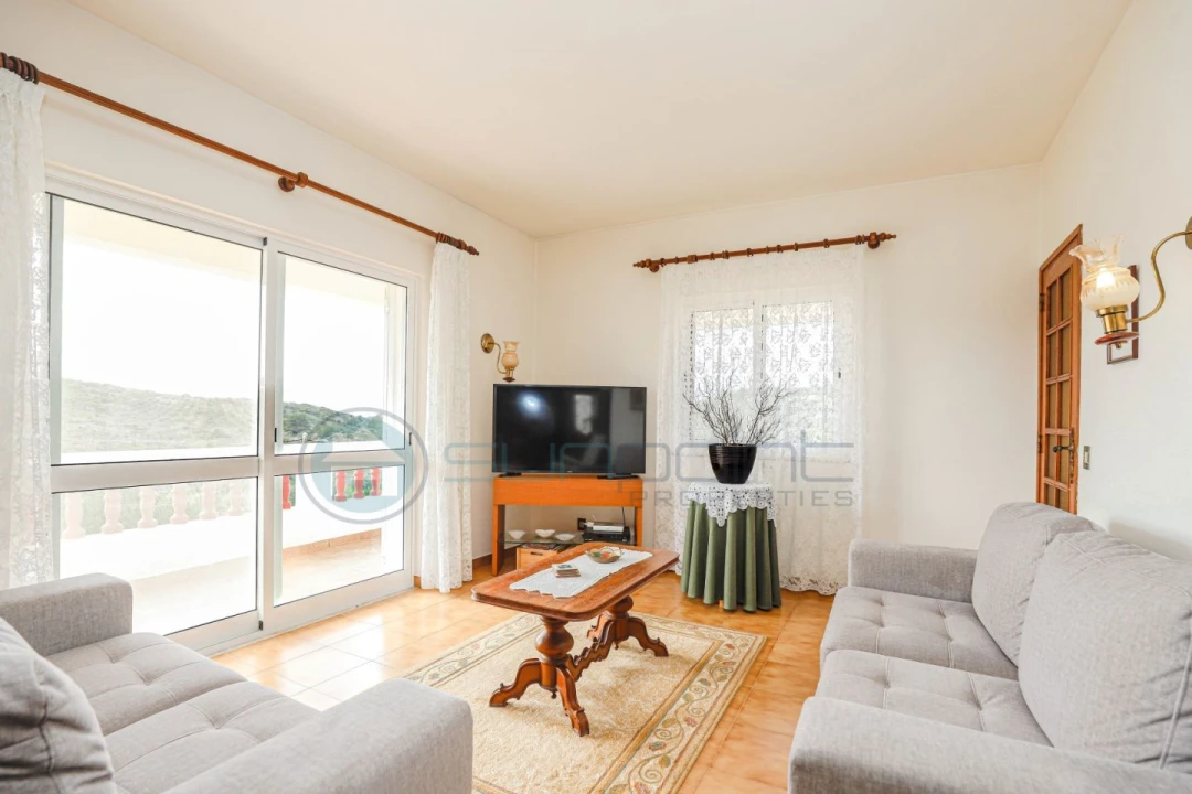 Moradia T3 para Venda em Budens Foto 3