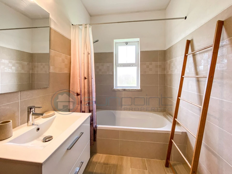 Moradia T3 para Venda em Budens Foto 25