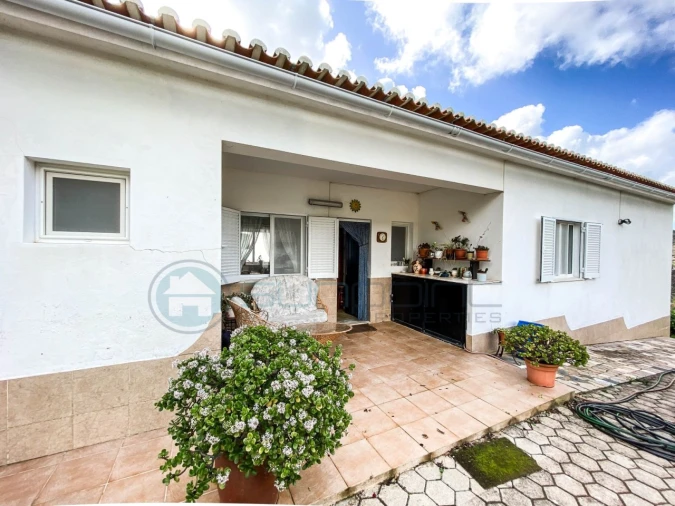 Moradia T3 para Venda em Budens Foto 16