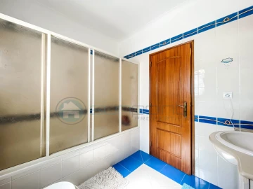 Moradia T3 para Venda em Lagos (São Sebastião e Santa Maria)