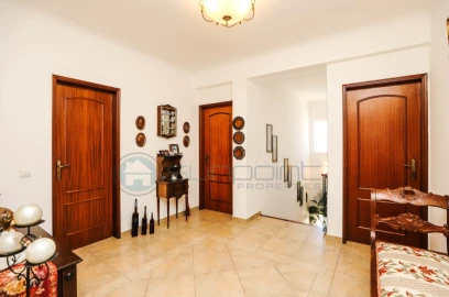 Moradia T3 para Venda em Lagos (São Sebastião e Santa Maria)