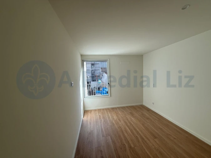 Apartamento T1 para Venda em Paranhos Foto 8