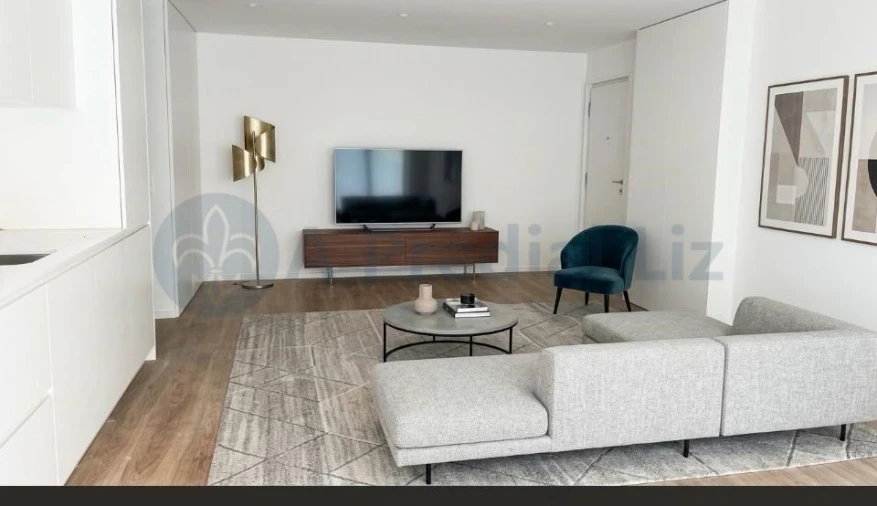 Apartamento T1 para Venda em Paranhos Foto 3