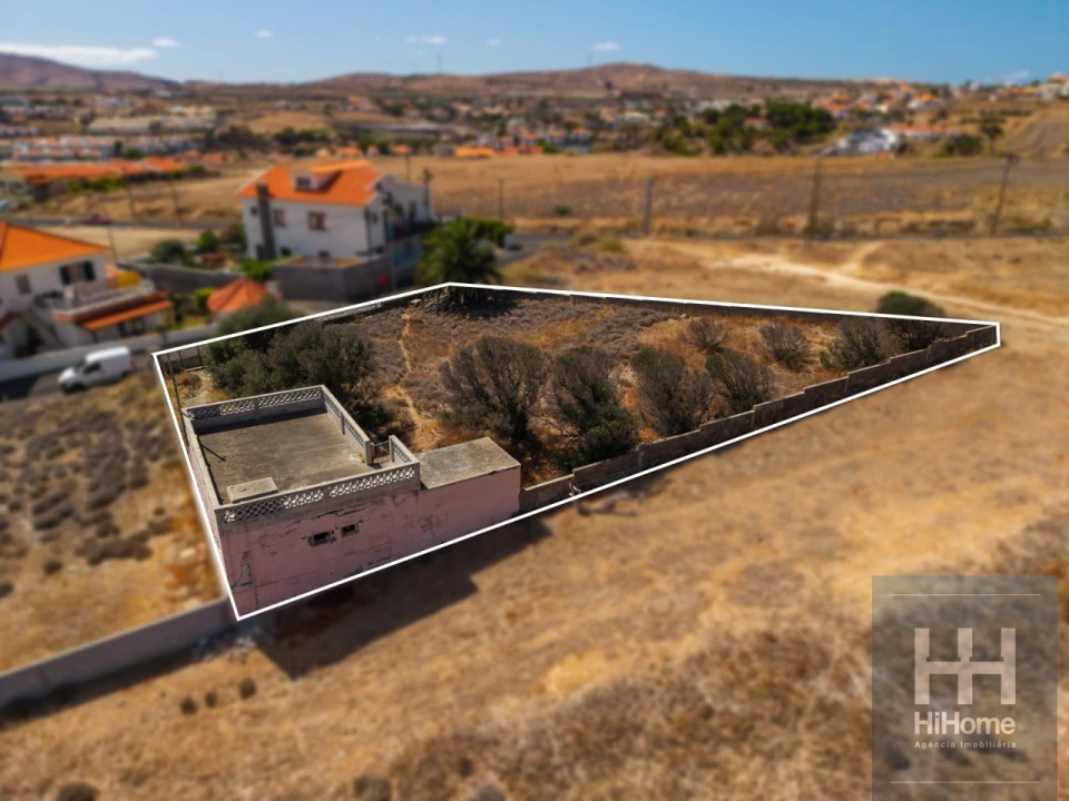 Moradia T2 para Venda em Porto Santo Foto 31