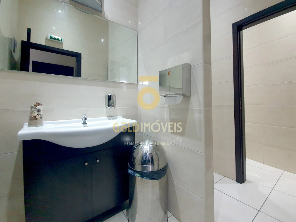 Negócio para Trespasse em Paredes Foto 12