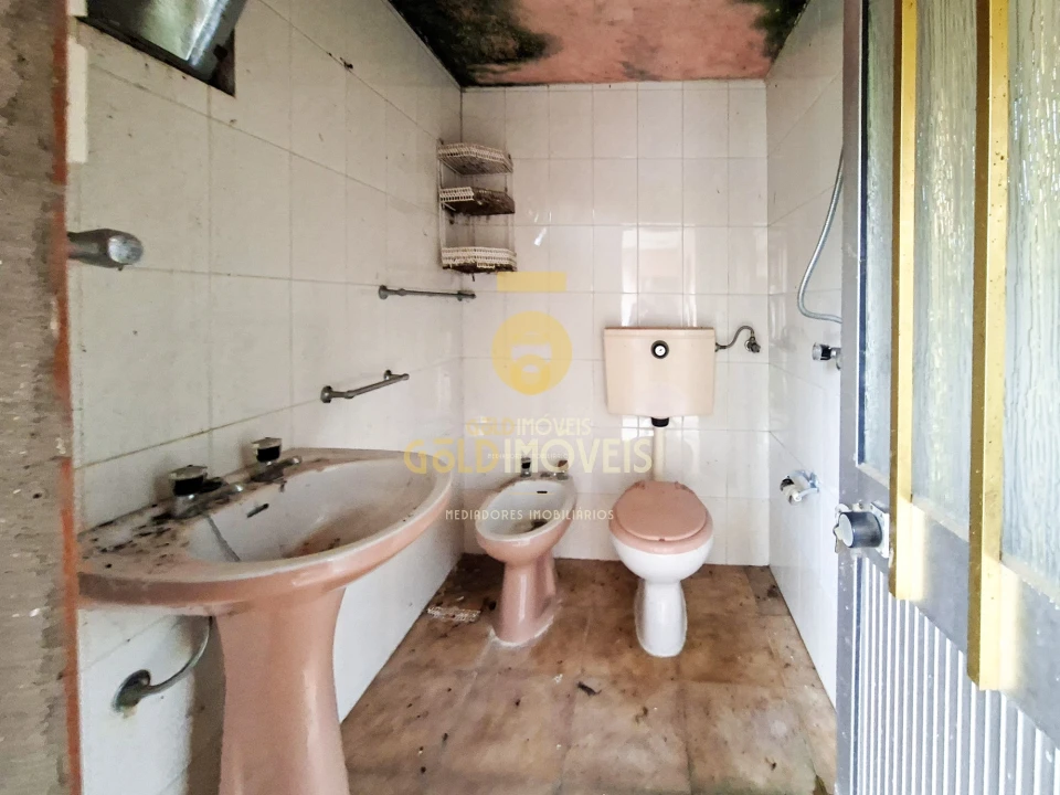 Moradia T0 para Venda em Santa Maria de Sardoura Foto 14