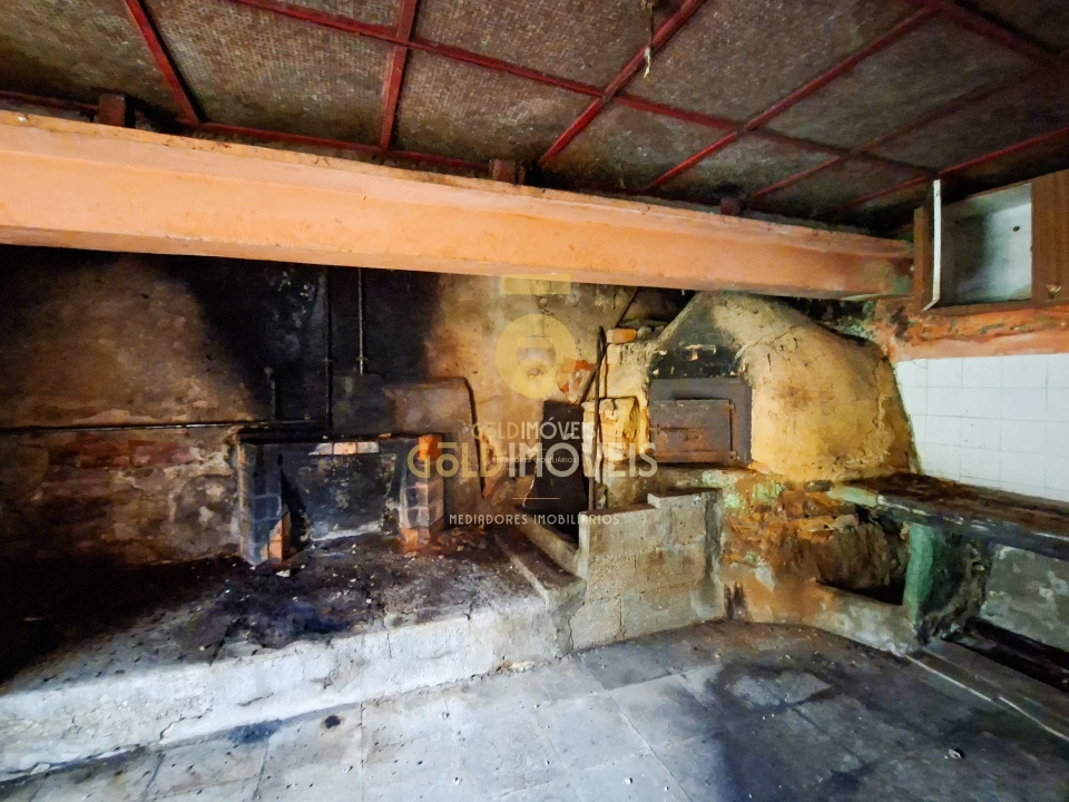 Moradia T0 para Venda em Santa Maria de Sardoura Foto 12