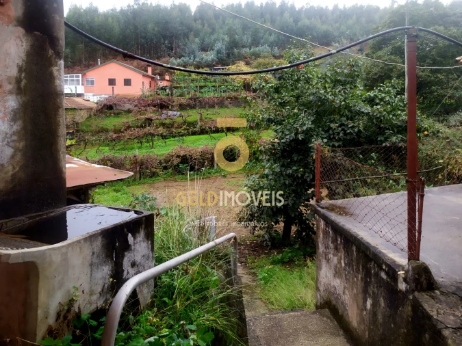 Moradia T0 para Venda em Santa Maria de Sardoura Foto 16