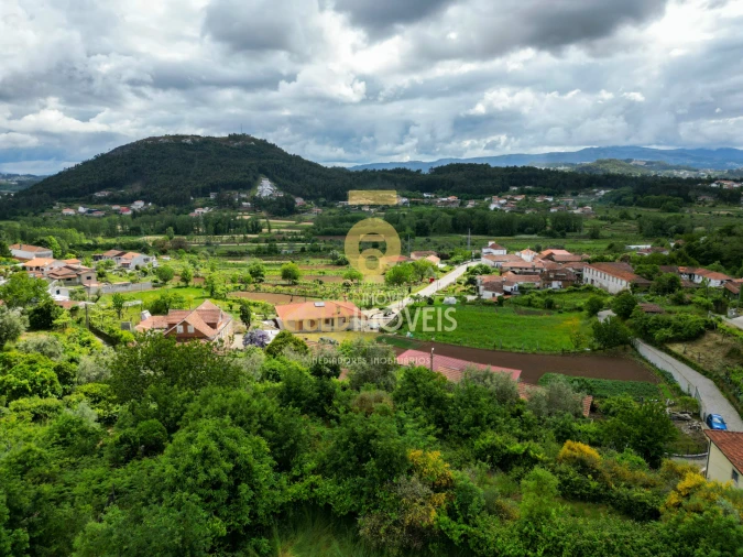 Moradia T0 para Venda em Santa Maria de Sardoura Foto 5