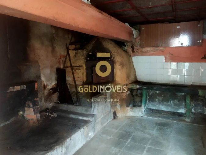 Moradia T0 para Venda em Santa Maria de Sardoura Foto 10