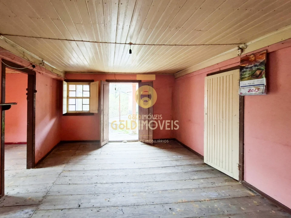 Moradia T0 para Venda em Santa Maria de Sardoura Foto 11