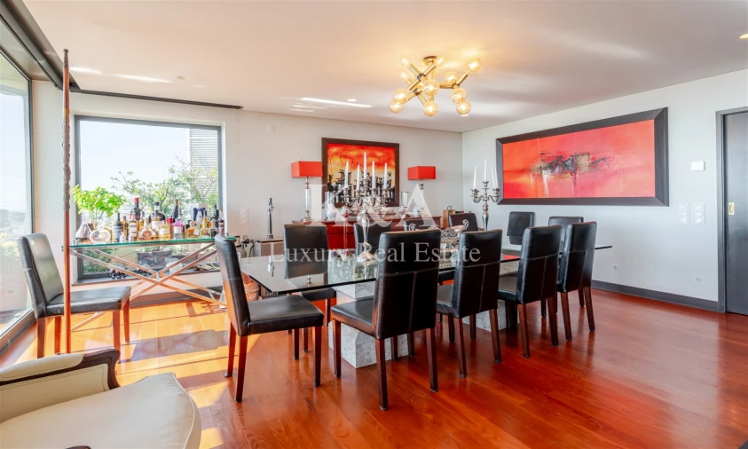 Apartamento T6 para Venda em Aldoar, Foz do Douro e Nevogilde Foto 8