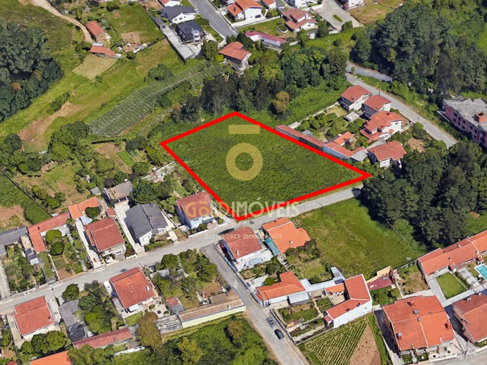 Terreno para Venda em Argoncilhe Foto 1