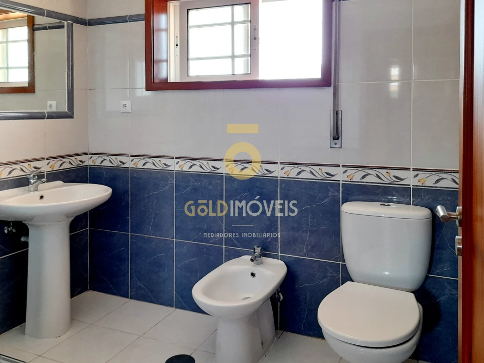 Moradia T3 para Venda em Branca Foto 29