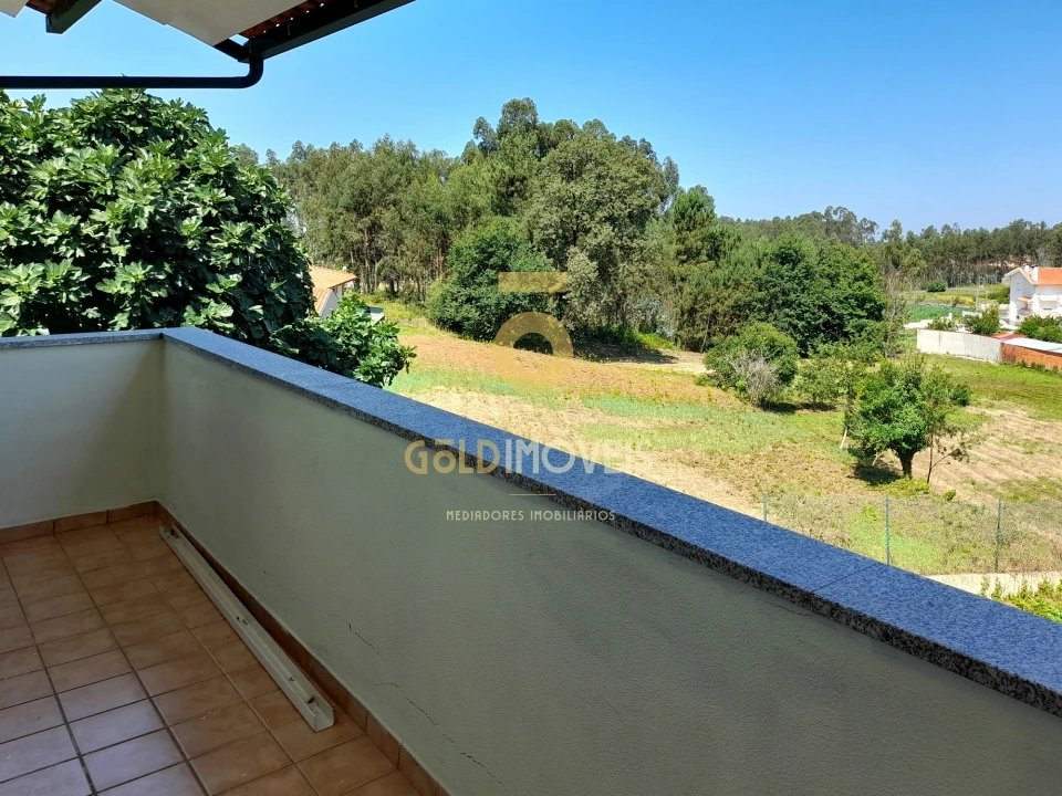 Moradia T3 para Venda em Branca Foto 24