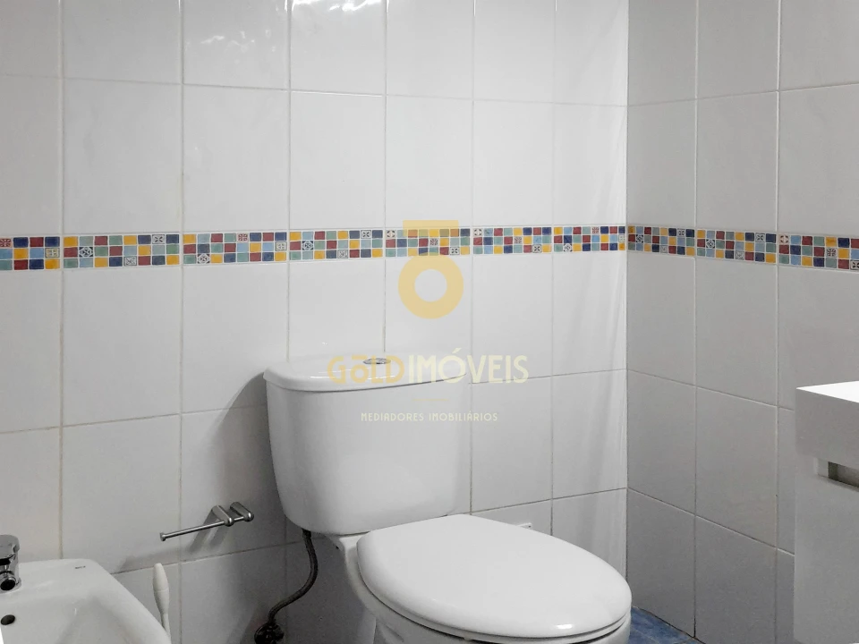 Moradia T3 para Venda em Branca Foto 10