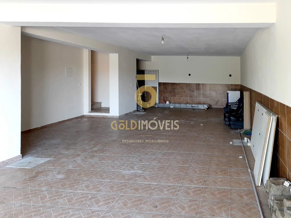 Moradia T3 para Venda em Branca Foto 7