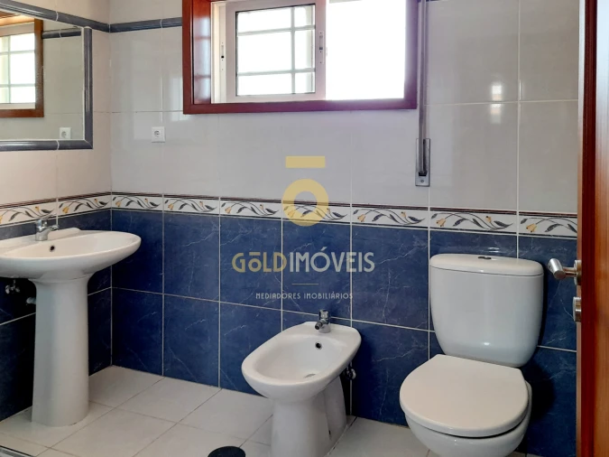 Moradia T3 para Venda em Branca Foto 29