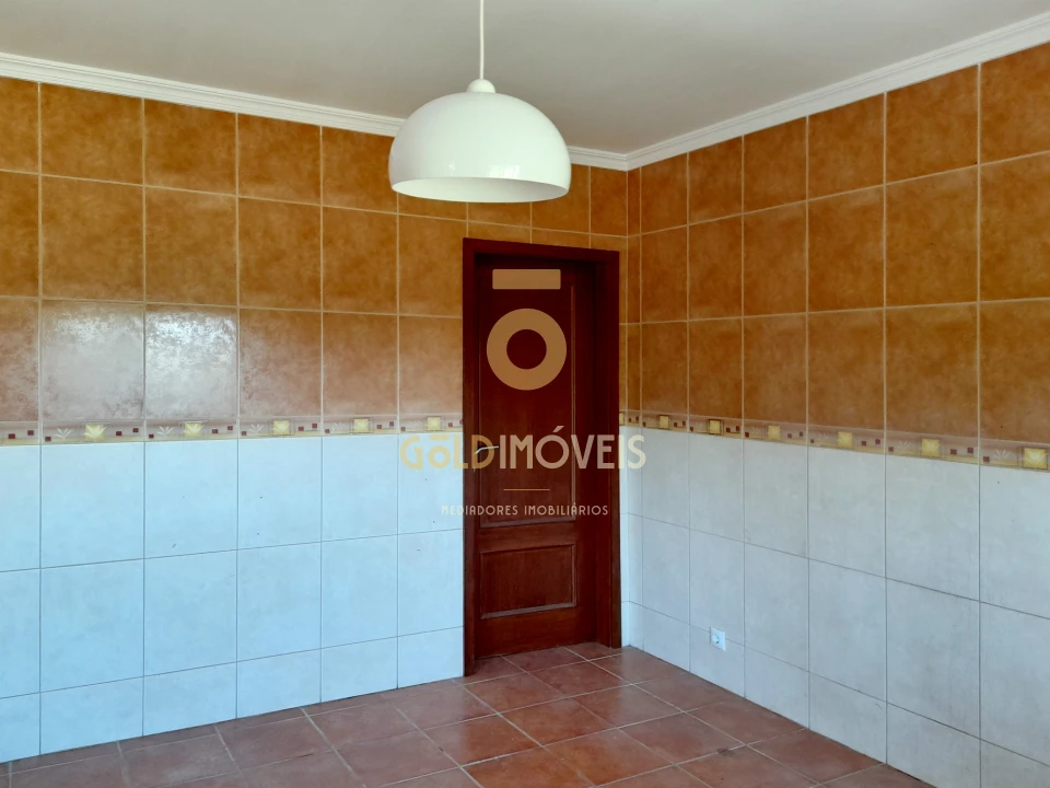 Moradia T3 para Venda em Branca Foto 18