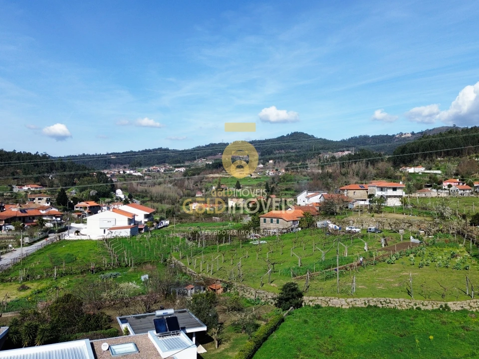 Terreno para Venda em Travanca Foto 3