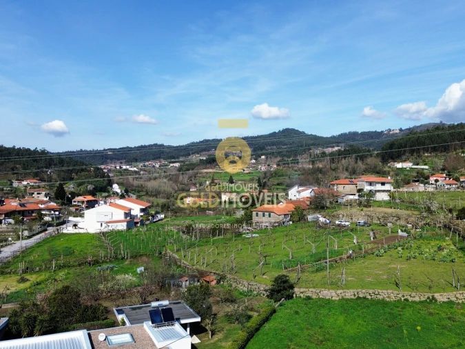 Terreno para Venda em Travanca Foto 3