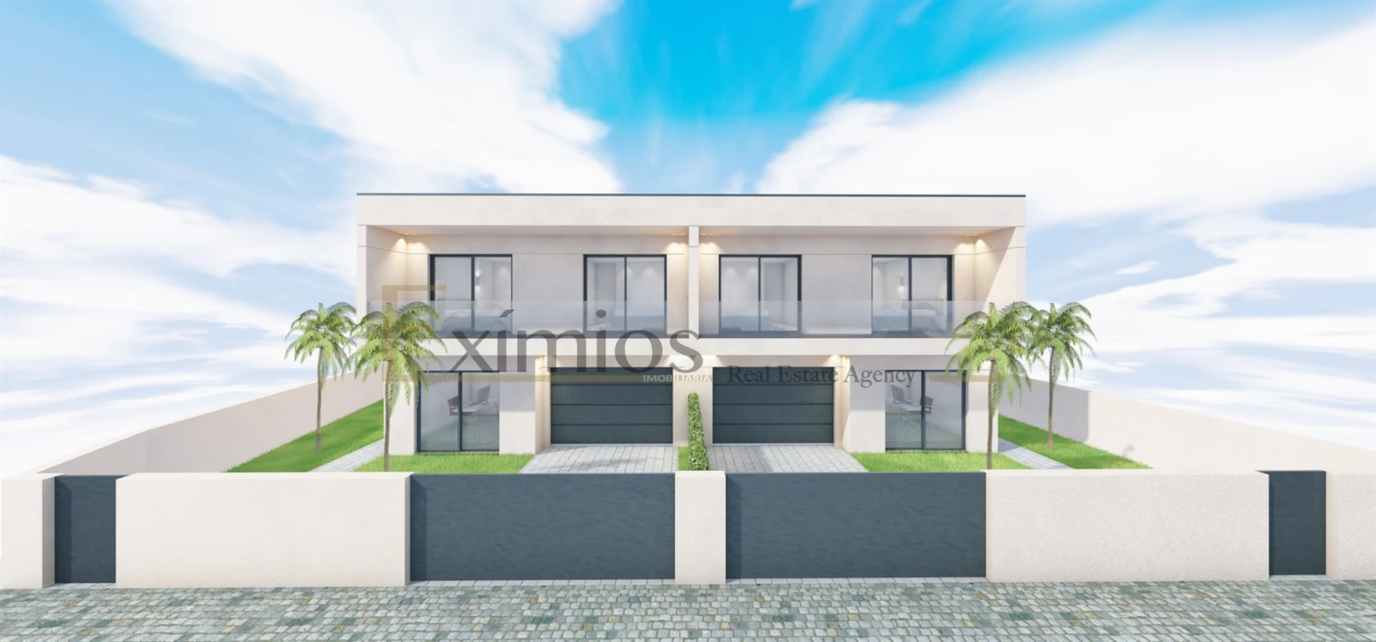 Moradia T4 para Venda em Arvore Foto 3