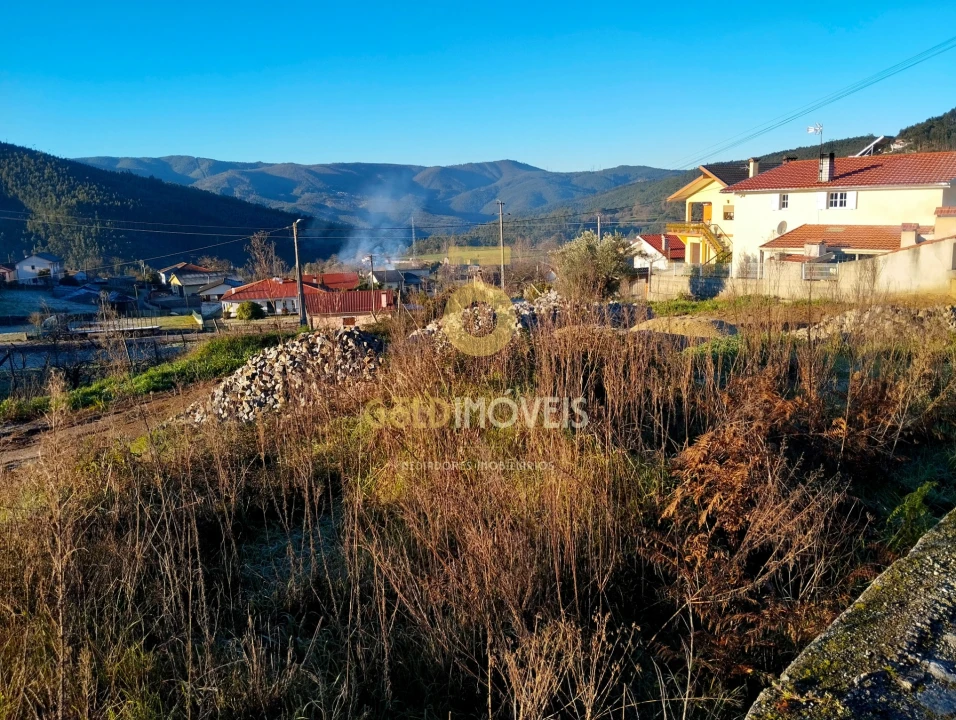Terreno para Venda em Nespereira Foto 2